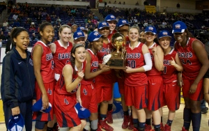 Brentwood Academy avenged a loss to Ensworth in last year's state championship with a 48-44 victory.